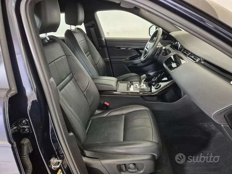 Land Rover Range Rover Evoque 2023 photo 3
