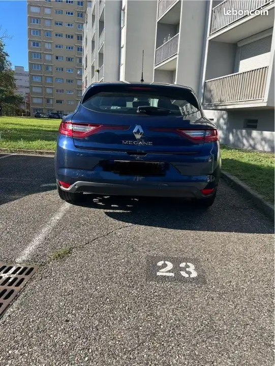 Renault Megane 2017 photo 2