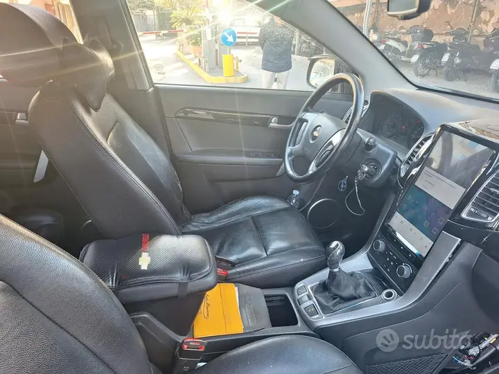 Chevrolet Captiva 2011 photo 4