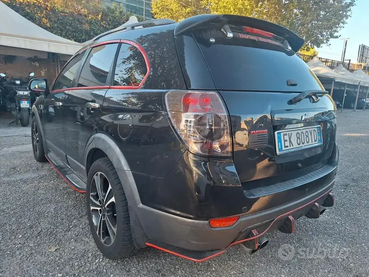 Chevrolet Captiva 2011 photo 2