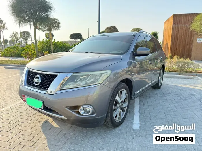 Nissan Pathfinder 2015 photo 2