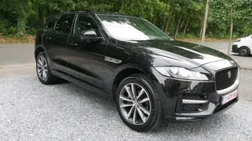 Jaguar F-Pace 2019 photo 2