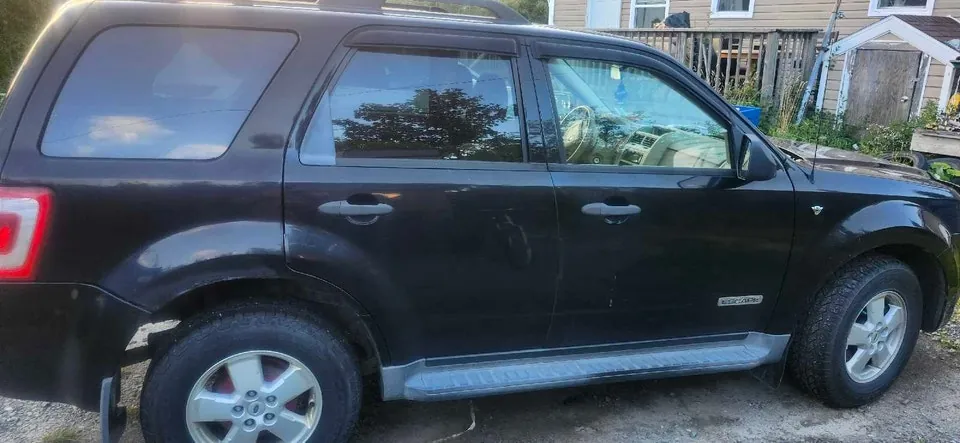 Ford Escape 2008 photo 3