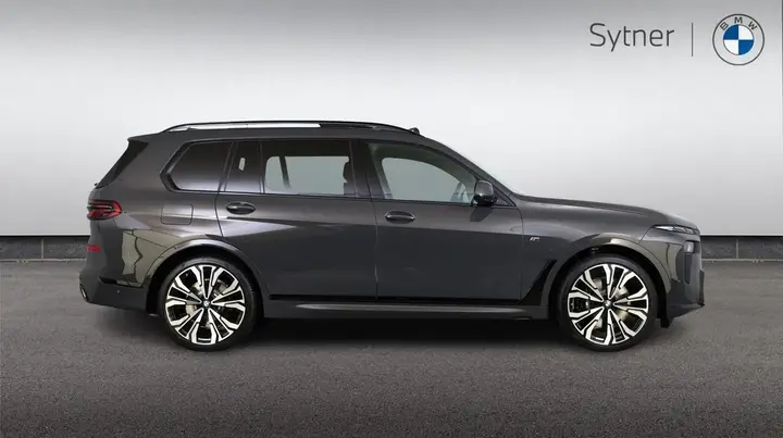 BMW X7 2026 photo 3
