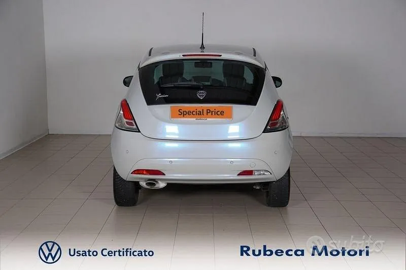 Lancia Ypsilon 2017 photo 5
