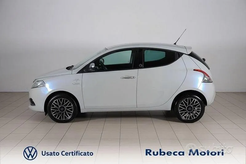Lancia Ypsilon 2017 photo 3