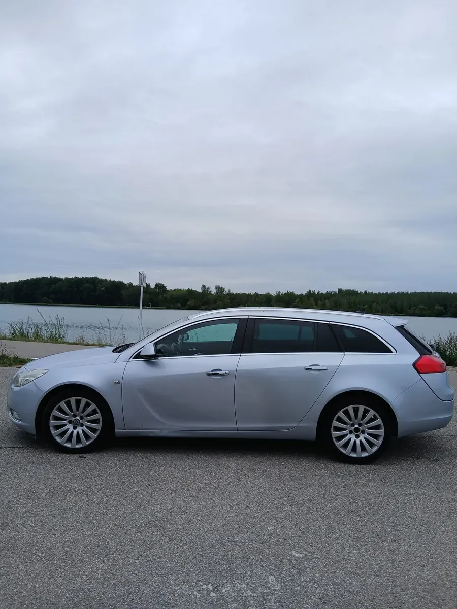 Opel Insignia 2012 photo 2