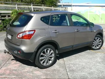 Nissan Qashqai 2014 photo 2