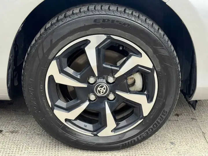 Toyota Vios photo 5
