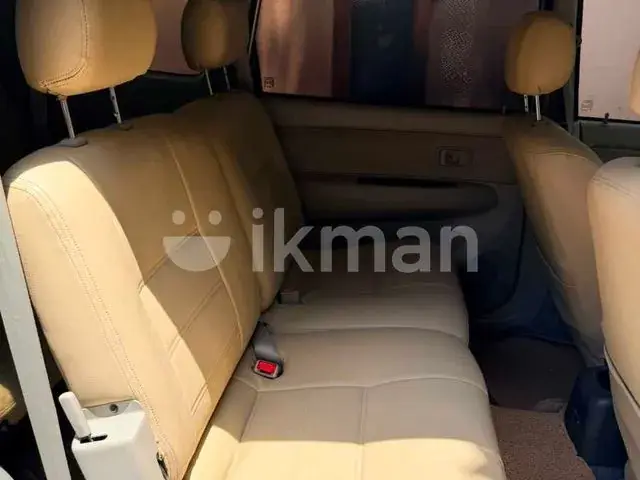 Toyota Avanza 2011 photo 5