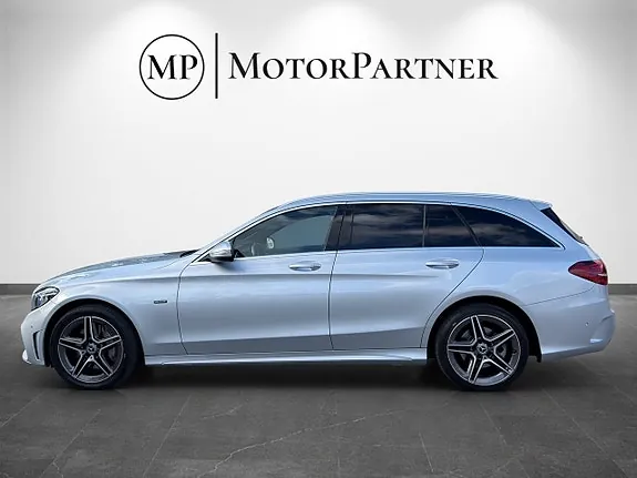 Mercedes-Benz C300 2021 photo 5