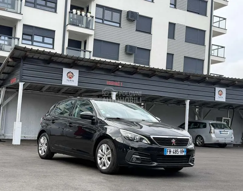 Peugeot 308 2019 photo 3
