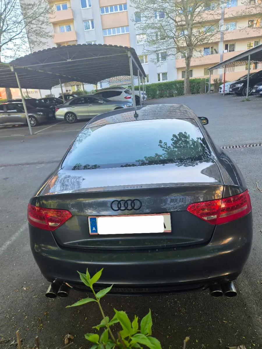 Audi A5 2009 photo 3