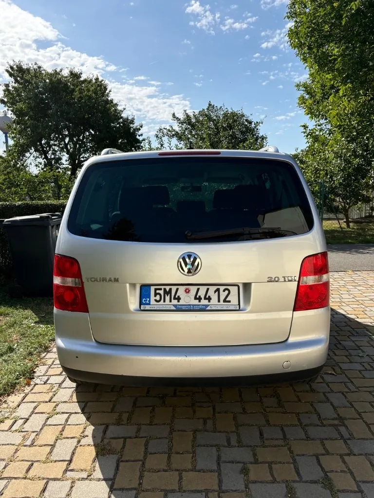Volkswagen Touran 2005 photo 4