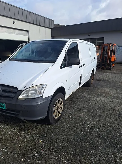 Mercedes-Benz Vito 116 2011 photo 2