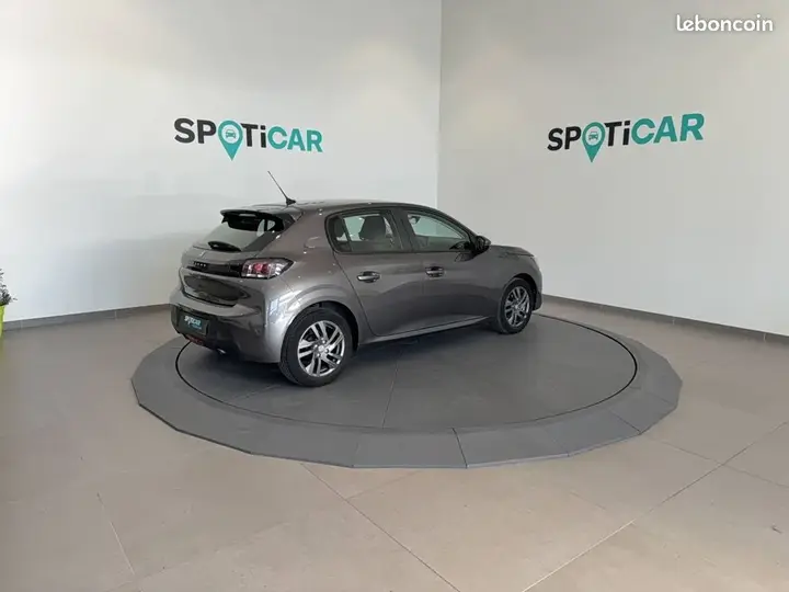 Peugeot 208 2021 photo 4