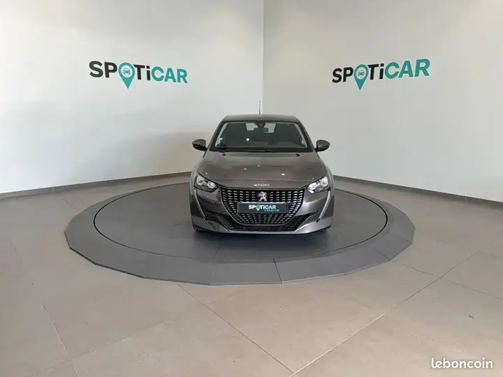 Peugeot 208 2021 photo 2
