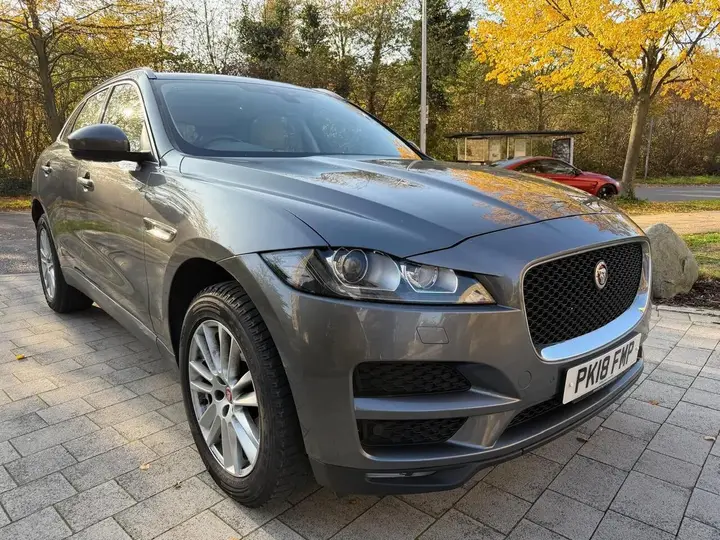Jaguar F-Pace