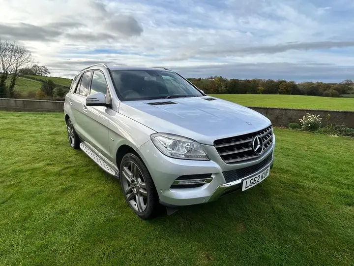 Mercedes-Benz Ml350 2012 photo 2