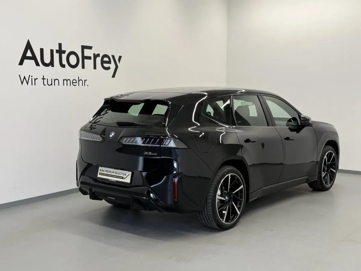 BMW Ix3 2026 photo 2