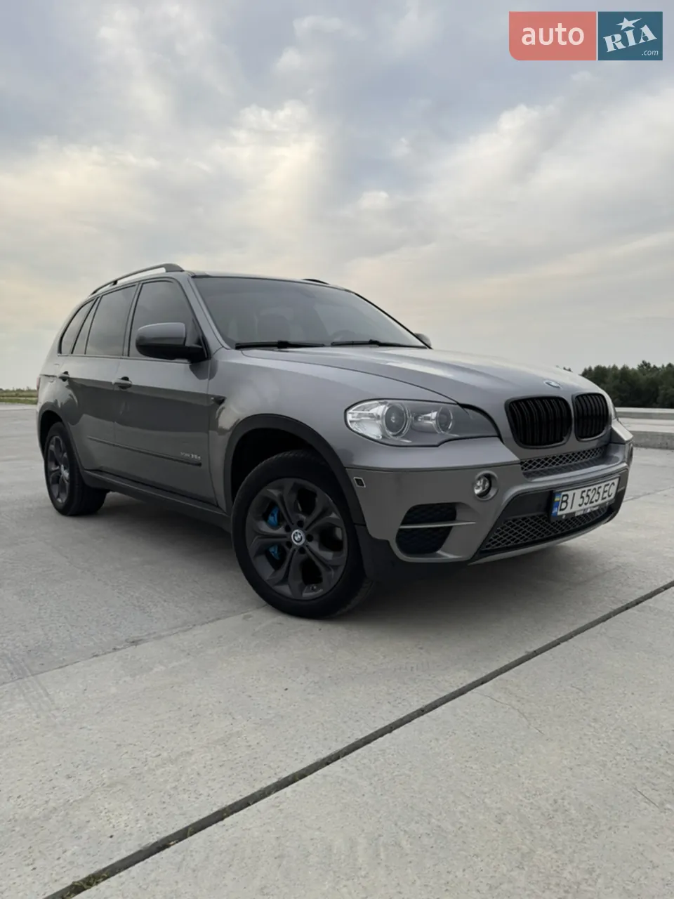 BMW X5 2011 photo 2