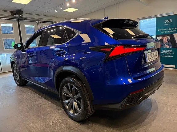 Lexus Nx300H 2018 photo 3