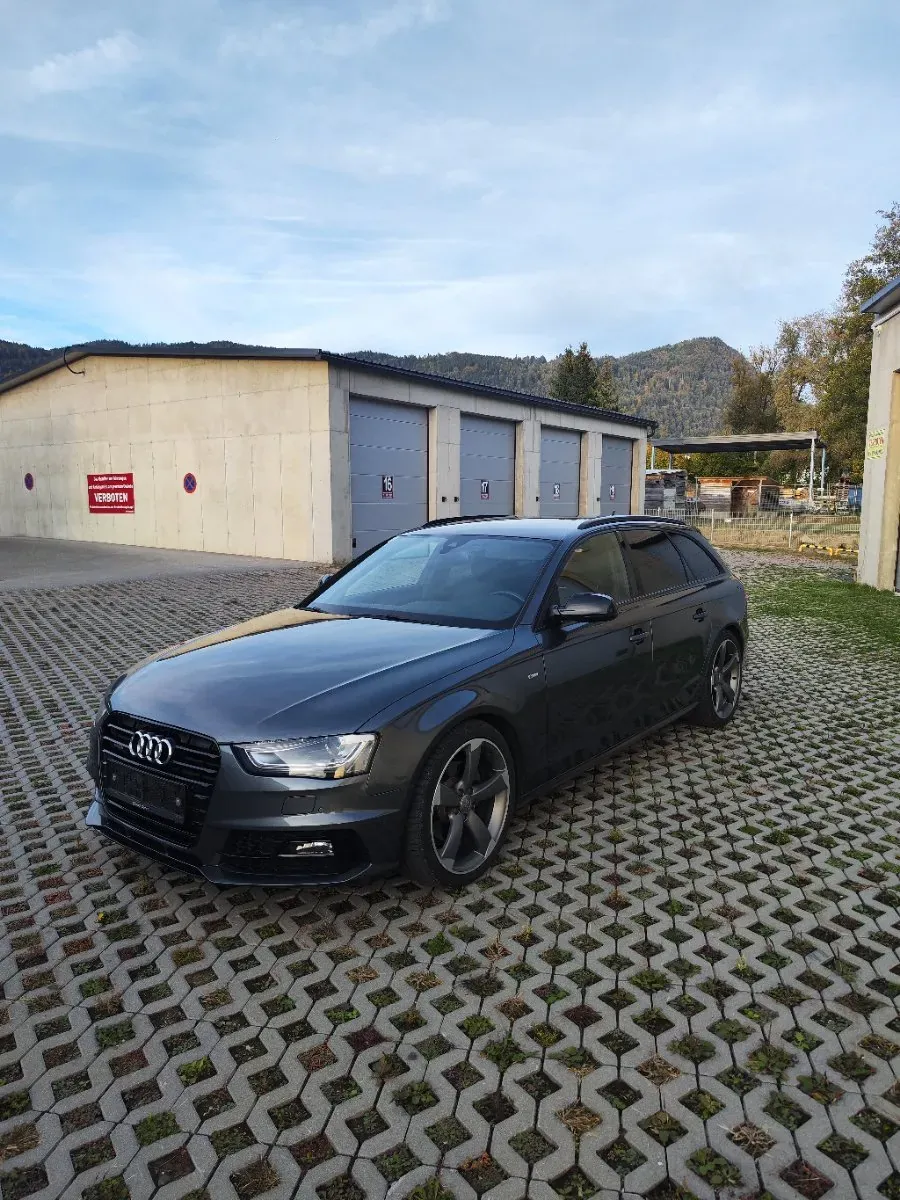 Audi A4 2015 photo 2