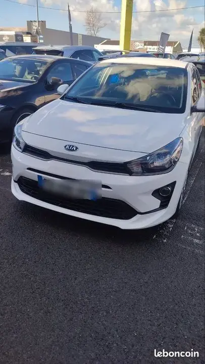 Kia Rio 2021 photo 3