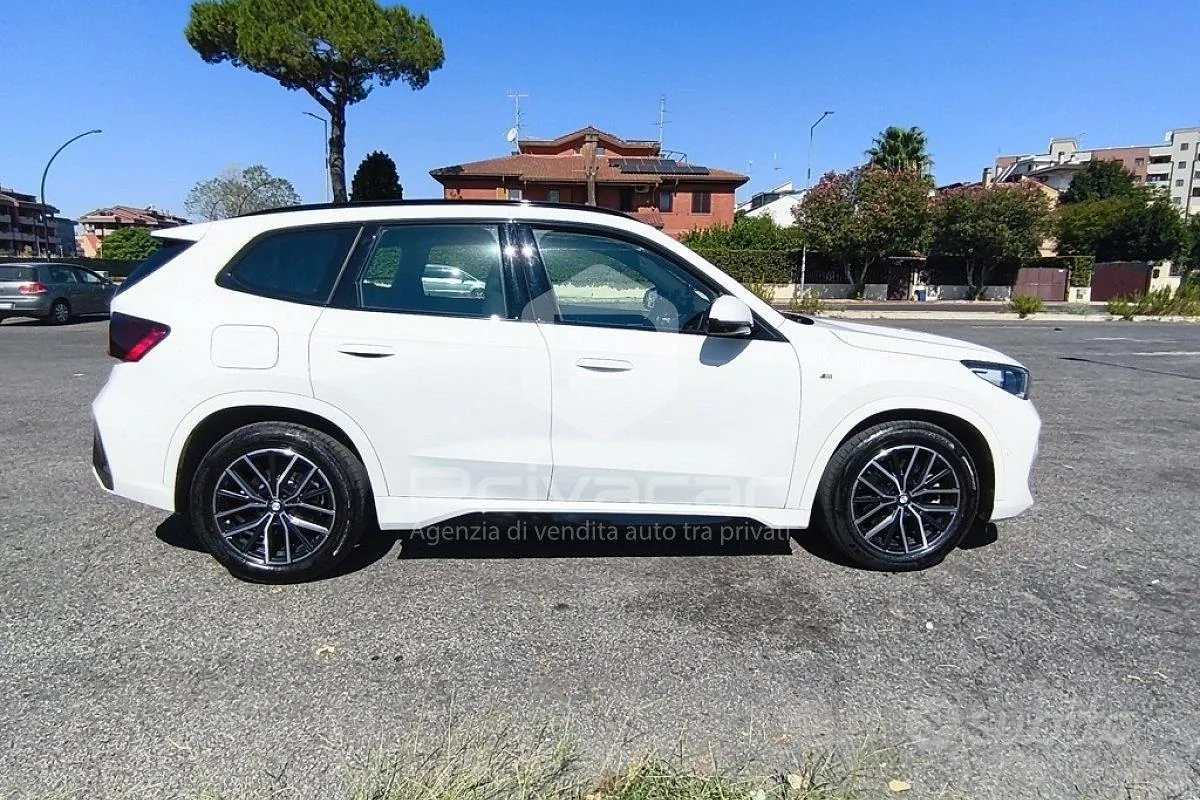 BMW X1 2022 photo 4