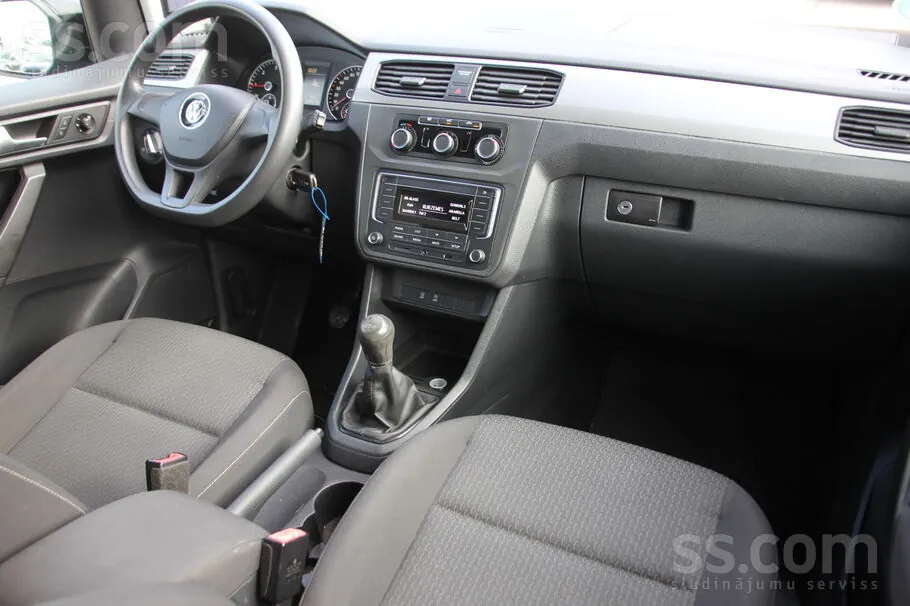 Volkswagen Caddy Maxi 2016 photo 5