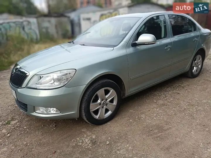 Skoda Octavia 2012 photo 3