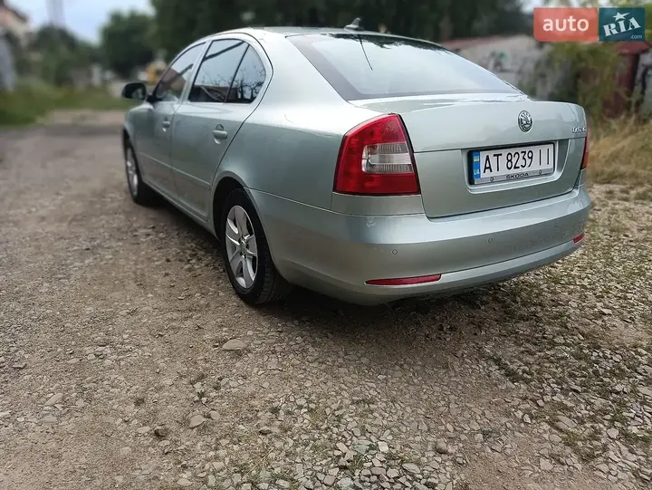 Skoda Octavia 2012 photo 5