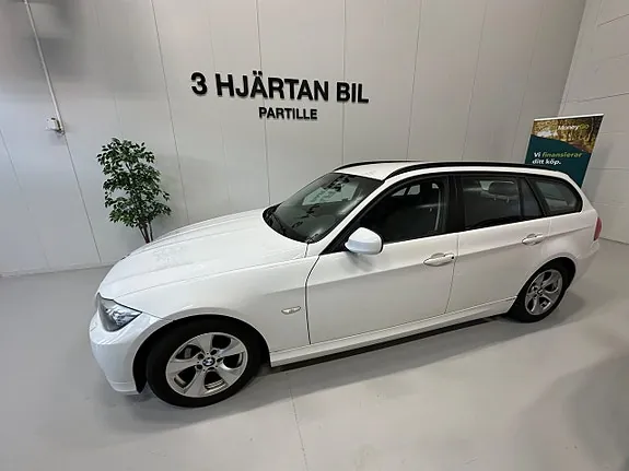 BMW 320D 2011 photo 2