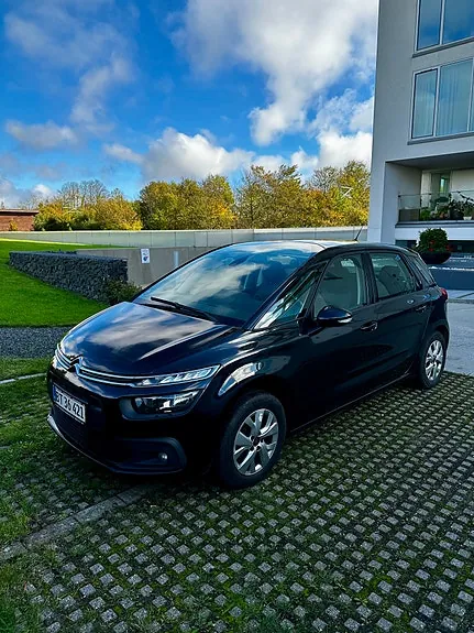 Citroen C4 Picasso 2017 photo 2