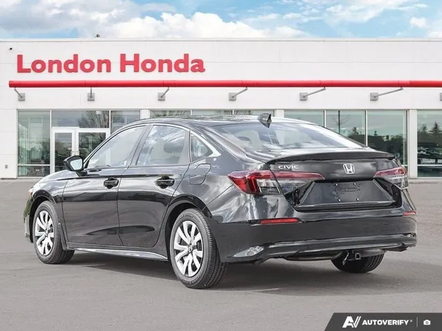 Honda Civic 2026 photo 4