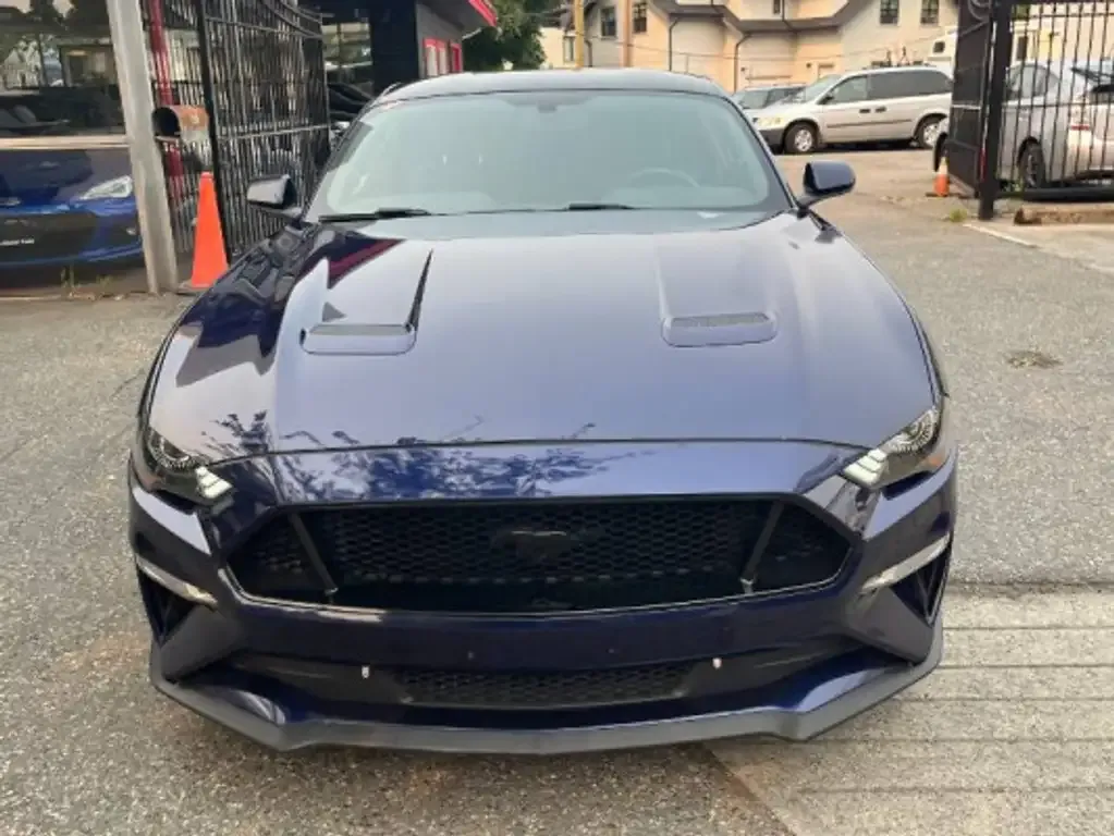 Ford Mustang 2020 photo 2