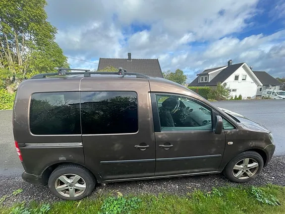 Volkswagen Caddy 2011 photo 3