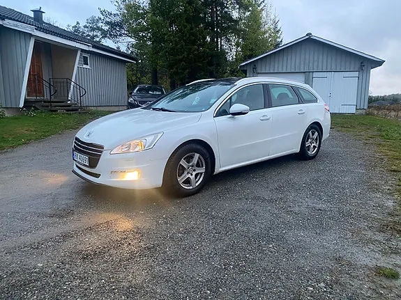 Peugeot 508 2011 photo 2