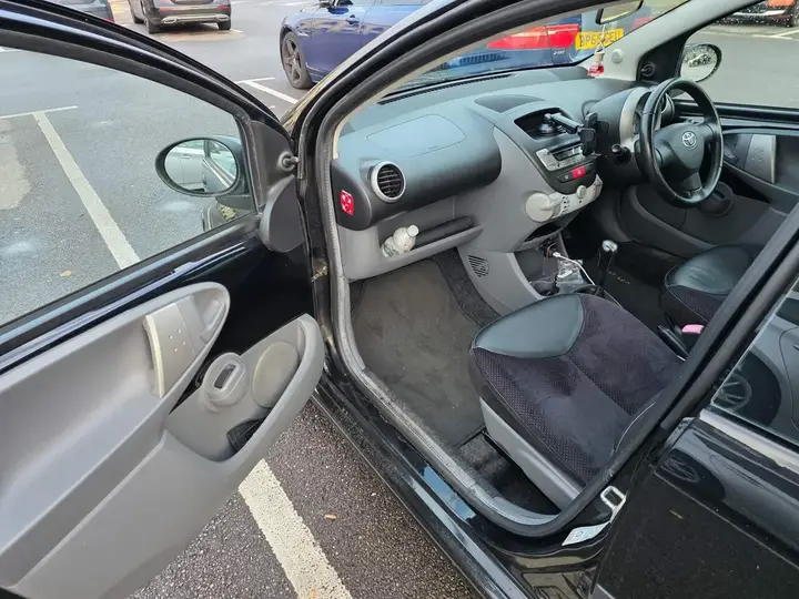 Toyota Aygo 2009 photo 4