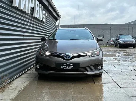 Toyota Auris 2017 photo 5