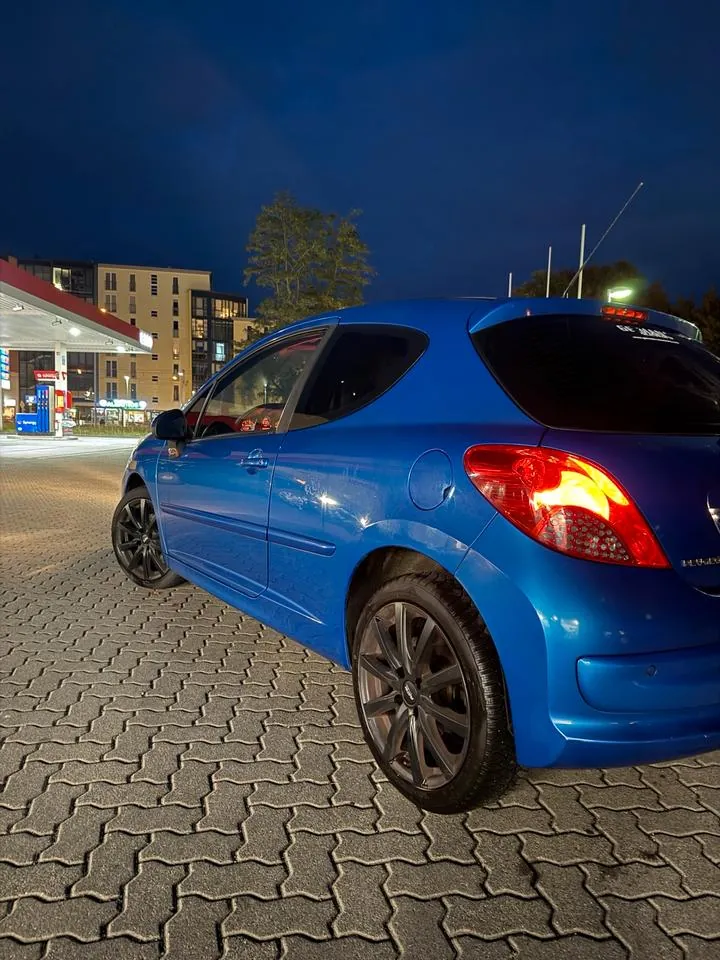 Peugeot 207