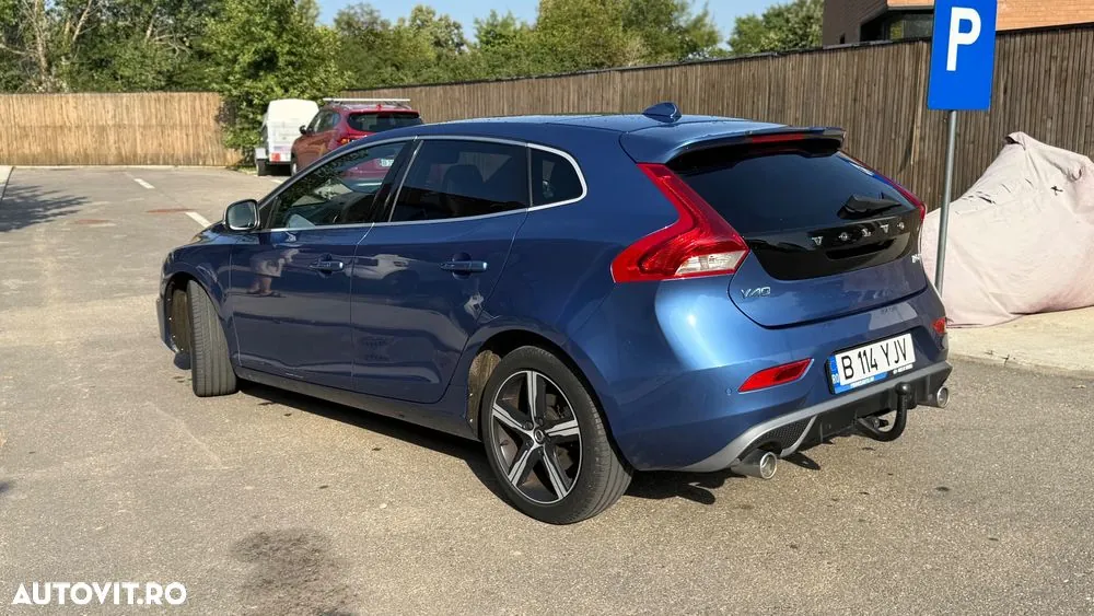 Volvo V40 2019 photo 4