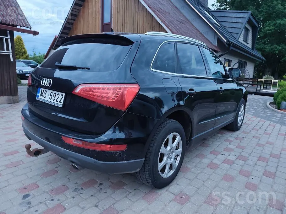 Audi Q5 2010 photo 4