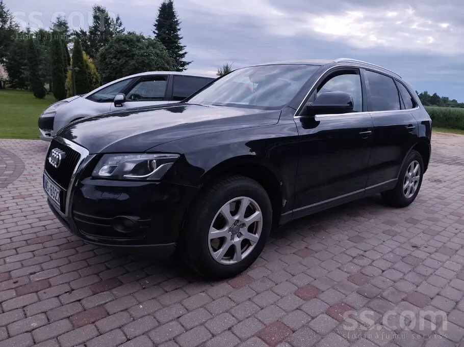 Audi Q5 2010 photo 2