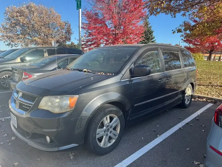 Dodge Grand Caravan 2012 photo 5