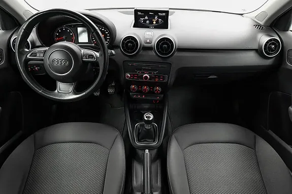 Audi A1 2017 photo 2