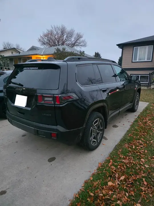 Jeep Cherokee 2026 photo 4