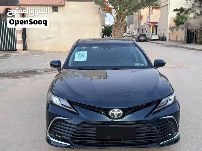 Toyota Camry 2018 photo 2