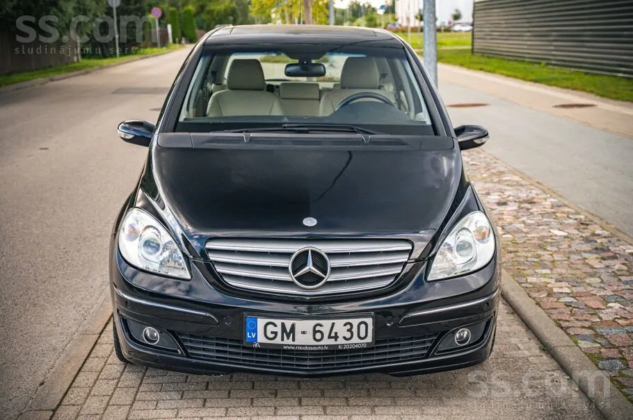 Mercedes-Benz B180 2007 photo 2