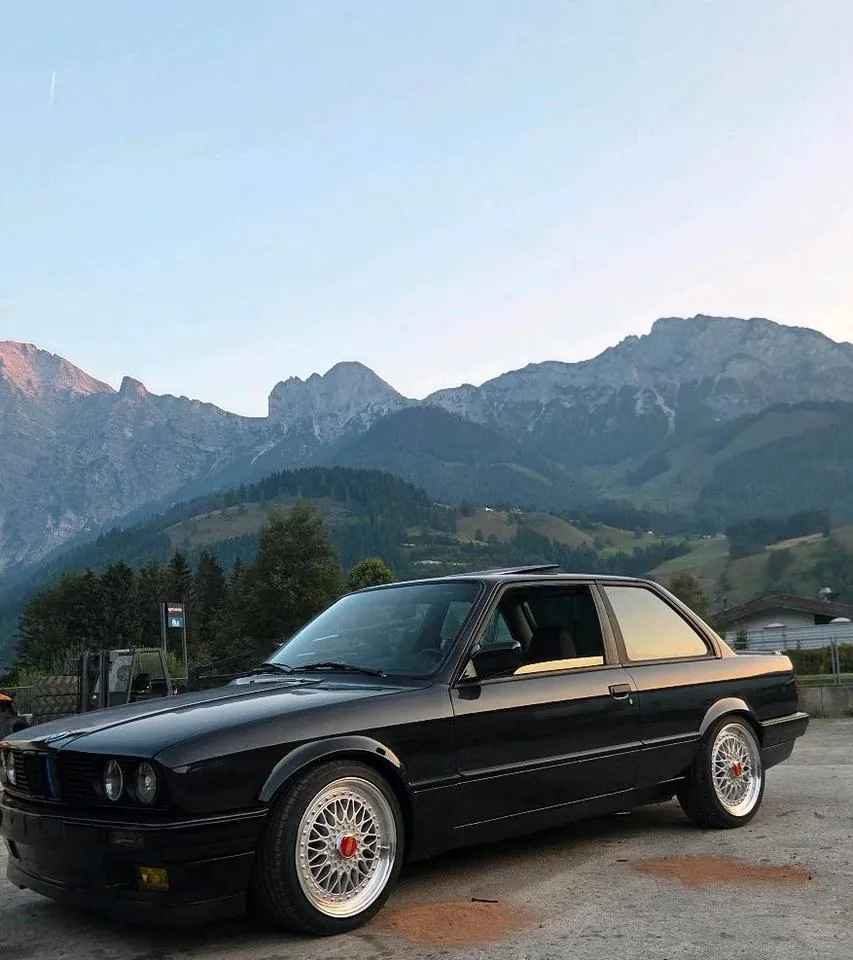 BMW E30